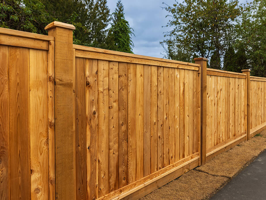 Wood Fence Contractor in Upstate of South Carolina
