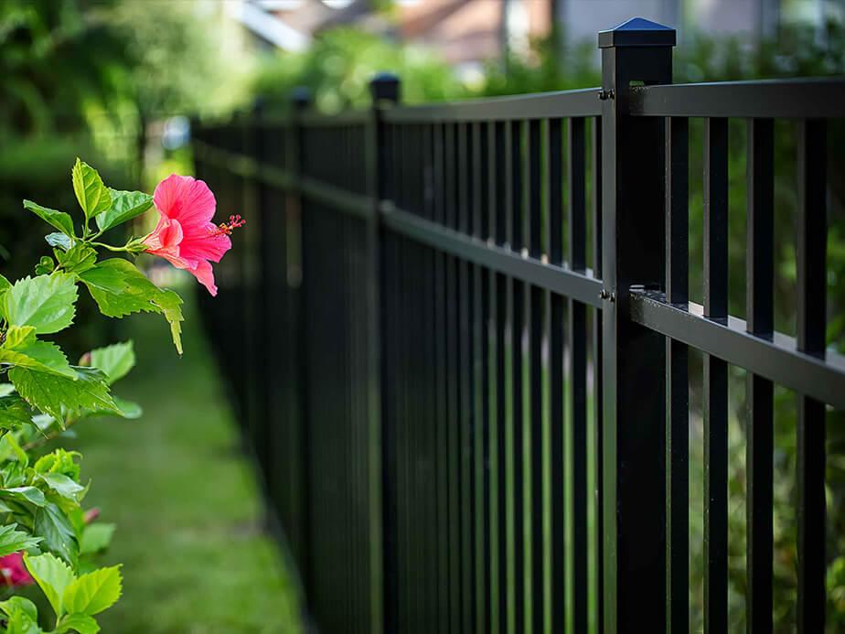Aluminum fence in Greer South Carolina