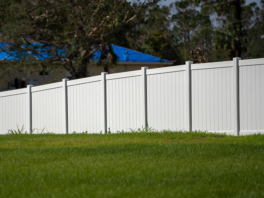 Vinyl fence in Mauldin South Carolina